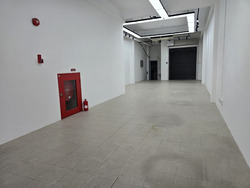 Sam Leong Road (D8), Retail #488964931
